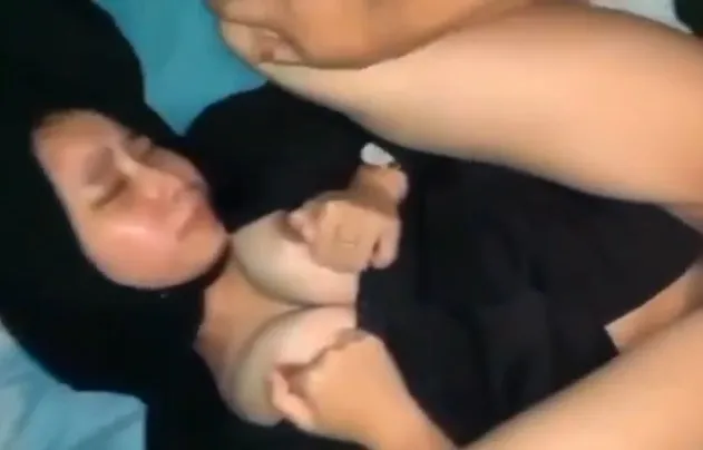 Mahasiswi Ayam Kampus Toket Gede Pasrah Dientot Sange Desah Becek