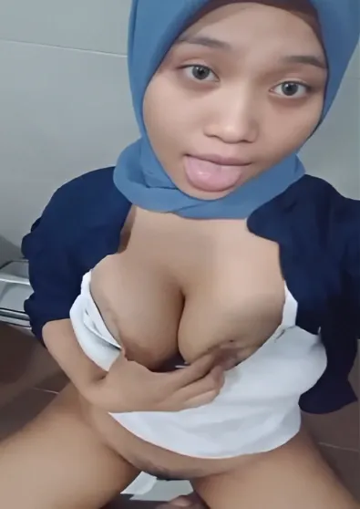 Jilbab Tobrut Omek Mulus Remes Nenen Sampe Muncrat