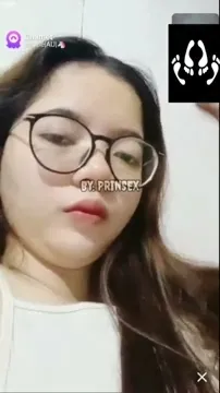 VCS Chindo Imut Kacamata Toket Montok Colmek Keenakan