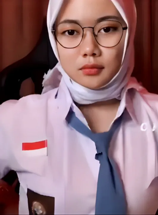 Gadis Sma Cantik Belajar Nakal - Anak SMA Pasrah Keenakan Sampe Becek
