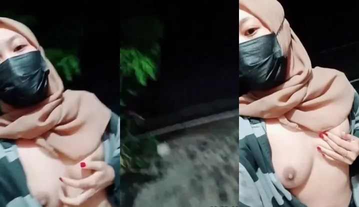 Eksib Dulu Mumpung Komplek Sepi Crot Kolam Tetangga